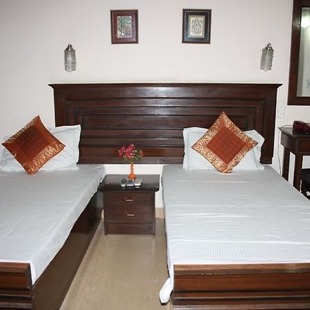 Jeraths Villa Bed And Breakfast 델리 외부 사진