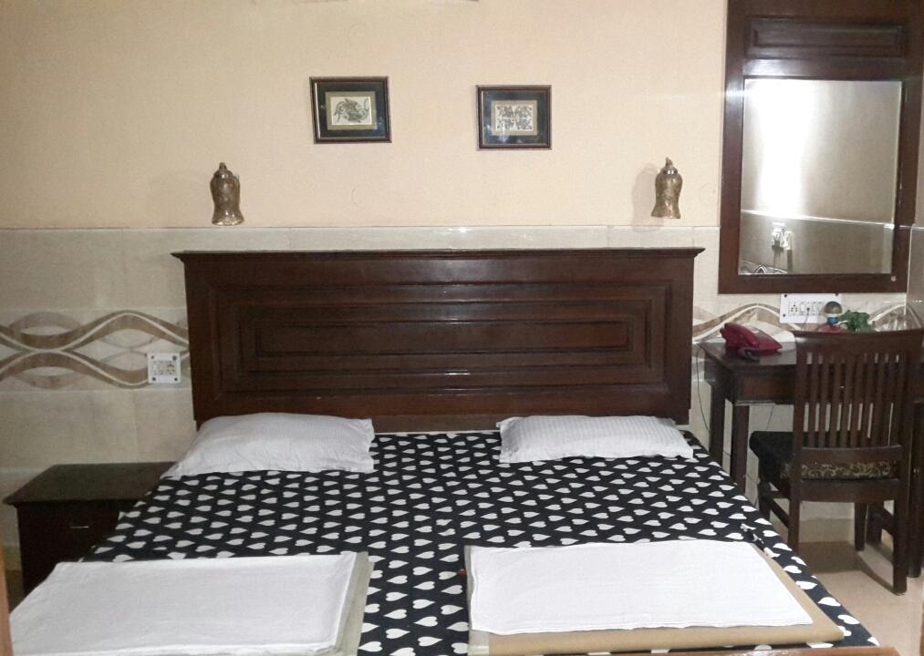 Jeraths Villa Bed And Breakfast 델리 외부 사진